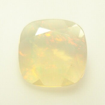 PedraMercadoの【ファセットカットに強い赤斑】エチオピア産オパールクッションシェイプ約0.76cts｜アングル3