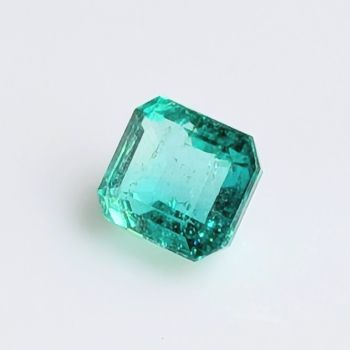 【コロンビア産】エメラルドオクタゴン 0.76cts