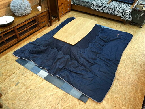 【デニムのコタツ布団】 デニム調 薄掛け コタツ布団 正方形 190x190cm 掛け布団 アメカジ 省エネ 節電 おしゃれ あったかグッズ 【デニムのコタツ布団】 デニム調 薄掛け コタツ布団 正方形 190x190cm 掛け布団 アメカジ 省エネ 節電 おしゃれ あったかグッズ