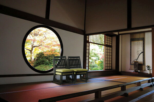 【お座敷チェア】 法事チェア スタッキング チェア 和室 一人掛けチェア 料亭 旅館 神社 お寺 宴会 座敷 法事 たたみ用チェア 和室用椅子 畳用椅子 高座椅子 高椅子 和風 椅子 法事椅子 座敷椅子 完成品