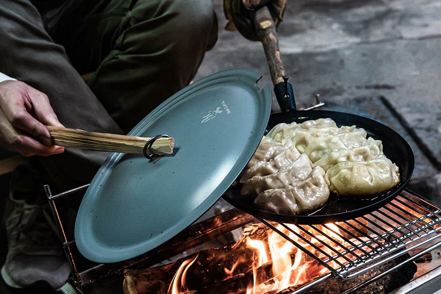 ブッシュクラフト Bush Craft たきびフライパンのふた 焚き火 鉄フライパン ふた 蓋 浅め対応 深め対応 サバイバル アウトドア BBQ キャンプ 防災グッズ通販格安セール情報 楽天 通販