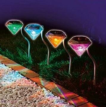 ダイヤモンドタイプ ガーデンライト 4色 4個セット LEDライト ソーラーライト 屋外 ガーデニング イルミネーション 色が変わる ソーラー