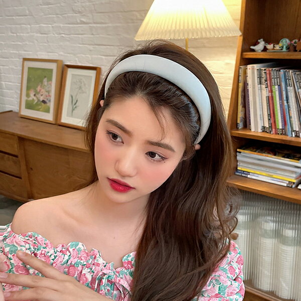 Rakuten - ヘアーアクセサリー　 カチューシャ　キラキラ　花柄　気質 百掛け sweet系 姫系　お嬢様　ヘアバンド ヘッドバンド ヘアピン プレスヘア カジュアル 上品 大人 かわいい おしゃれ フォーマル 二次会 結婚式 お呼ばれ 韓国ファッション