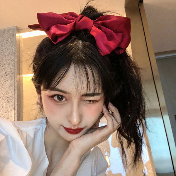 Rakuten - ヘアーアクセサリー　リボン バレッタ　キラキラ　花柄　気質 百掛け sweet系 姫系　お嬢様　ヘアバンド ヘッドバンド ヘアピン プレスヘア カジュアル 上品 大人 かわいい おしゃれ フォーマル 二次会 結婚式 お呼ばれ 韓国ファッション