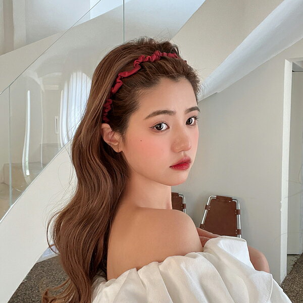 Rakuten - ヘアーアクセサリー　 カチューシャ　キラキラ　花柄　気質 百掛け sweet系 姫系　お嬢様　ヘアバンド ヘッドバンド ヘアピン プレスヘア カジュアル 上品 大人 かわいい おしゃれ フォーマル 二次会 結婚式 お呼ばれ 韓国ファッション