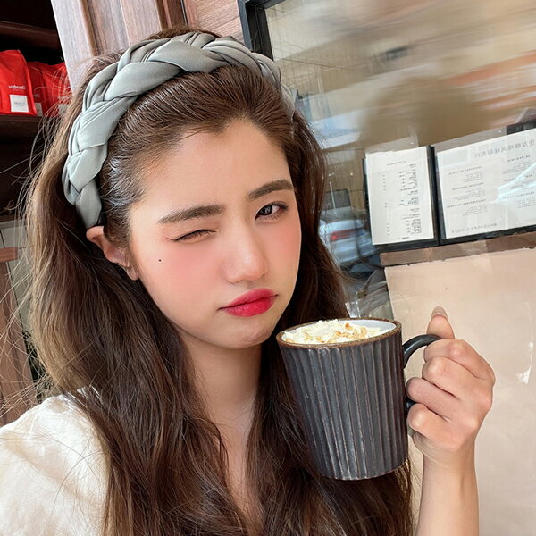 Rakuten - ヘアーアクセサリー　 カチューシャ　キラキラ　花柄　気質 百掛け sweet系 姫系　お嬢様　ヘアバンド ヘッドバンド ヘアピン プレスヘア カジュアル 上品 大人 かわいい おしゃれ フォーマル 二次会 結婚式 お呼ばれ 韓国ファッション