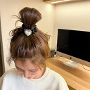 パール付きベロアビッグ シュシュ 上品 ボリューム ヘアアクセサリー 大きめ 大人っぽい プレゼント シンプル 人気 流行 百掛け sweet系 姫系 お嬢様 ヘッドバンド ヘアピン プレスヘア カジュアル 上品 大人 かわいい 二次会 結婚式 お呼ばれ 韓国ファッション