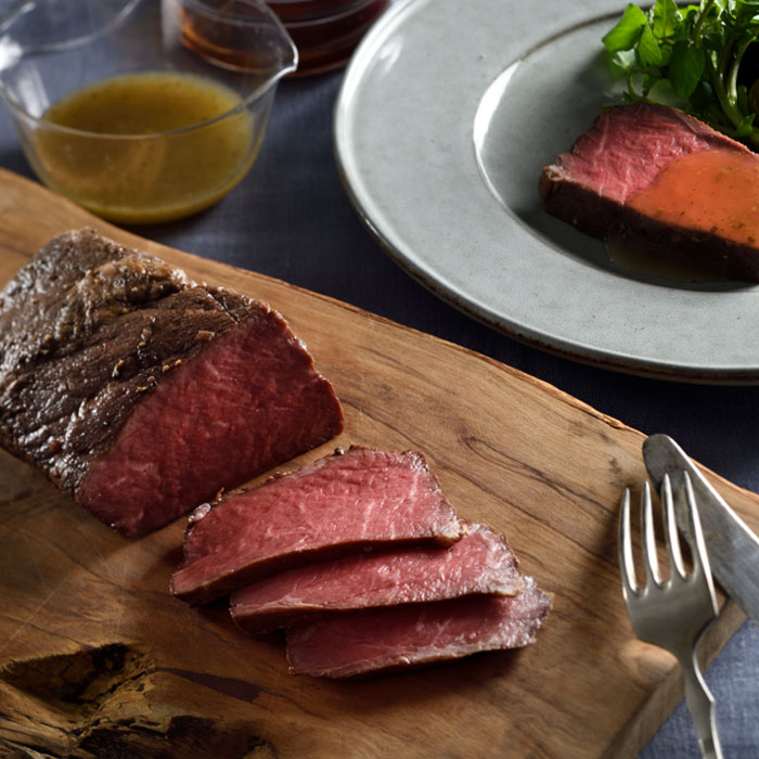 東京小金井「TERAKOYA」監修 2種のソースで味わうローストビーフ フレンチ 牛肉 塊肉 送料無料 代引き不可のサムネイル