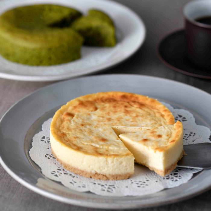 大分湯布院　YURARIのケーキセット 送料無料 贈り物 母の日 お中元 お歳暮 ホワイトデー【代引き不可】 お歳暮2023のサムネイル