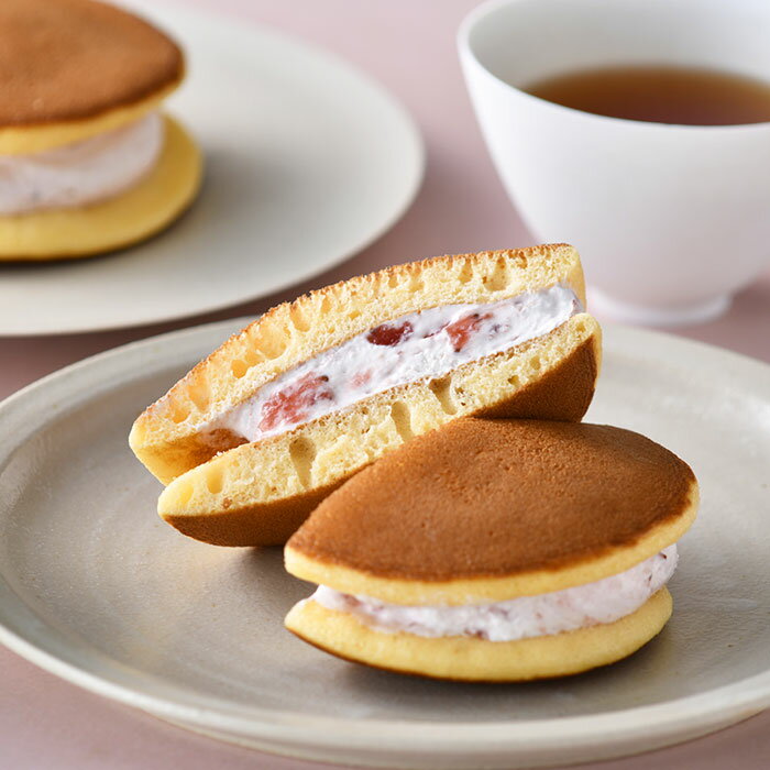 どら焼き 生どら焼き とちおとめ2倍（10個入り） 母の日 スイーツ デザート 和菓子 和スイーツ イチゴジャム ギフト プレゼント 送料無料 wtgift