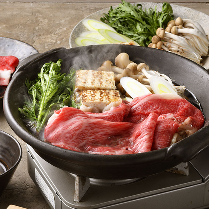 熊野牛 すき焼き懐石 (約2〜3人前) 国産 希少 ブランド牛 赤身肉 肩ロース モモ バラ ギフト 贈答 プレゼント お祝い 和歌山 御歳暮ギフト