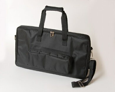 ● 品質:ポリエステルウレタンクッション張りショルダーベルト付 ● 寸法:約W49×D6×H25cm