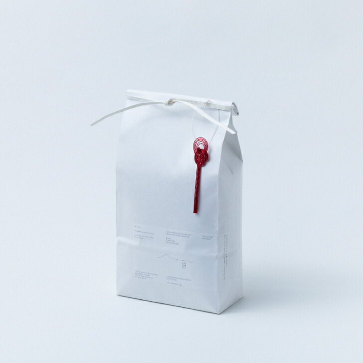 岩瀬川清流米　精米　2kg　ホワイトパッケージ　選べる　水引き付き　令和6年産　コシヒカリ　送料無料　贈答　一等米　プレゼント　内祝い　御中元　お中元　オシャレ　結婚式　引き出物