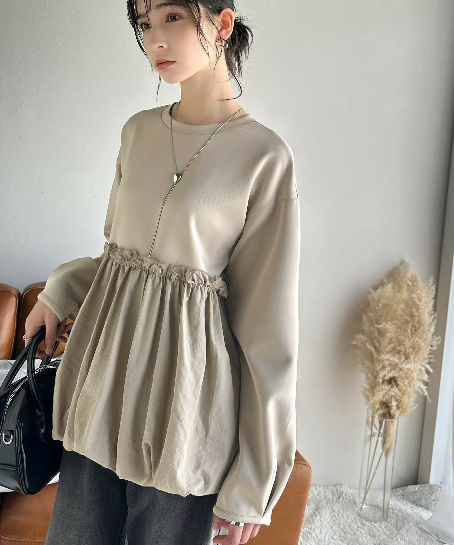 スウェット レディース カットソー 長袖 ドッキング トップス 異素材 ドッキング ギャザー 異素材 切り替え 秋 冬 春 トレーナー クルーネック プルオーバー 無地 チュニック ぽワン袖 カジュアル ふんわり きれいめ フリーサイズ 30代 40代 50代 送料無料