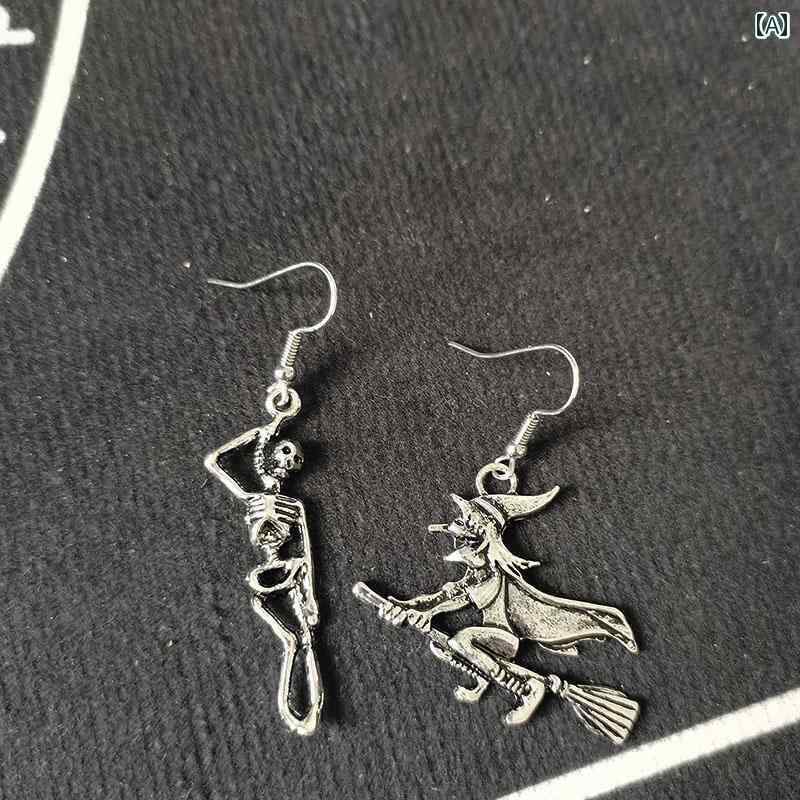 ピアス レディース パンク ゴシック ハロウィン スケルトン 魔女 ほうき シルバー 骸骨 アシンメトリー フック 揺れる 個性 かっこいい