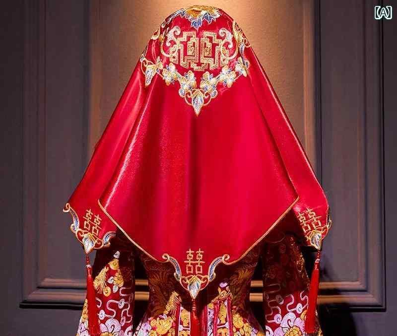 ウェディング ベール 花嫁 赤 ヒジャブ 結婚式 レトロ 刺繍 中国風 ブライダル ショート丈 披露宴 セレモニー 前撮り 花柄 タッセル ヘッドドレス