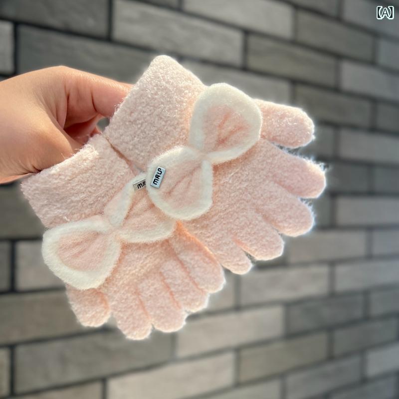 子供 手袋 5 本 指 キッズ 男の子 女の子 秋冬 もこもこ 防寒 防風 保温 暖かい 柔らかい 白 ピンク 青 リボン 羽 ペンギン サイクリング レジャー アウトドア かわいい