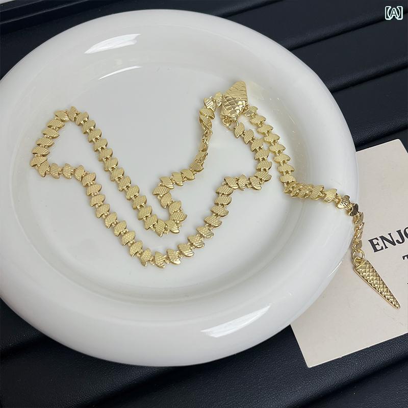 蛇 モチーフ アクセサリー レディース ネックレス スネーク スネーク ボーン 首飾り 韓国 テール 鎖骨 チェーン 個性 かっこいい ゴールド シルバー