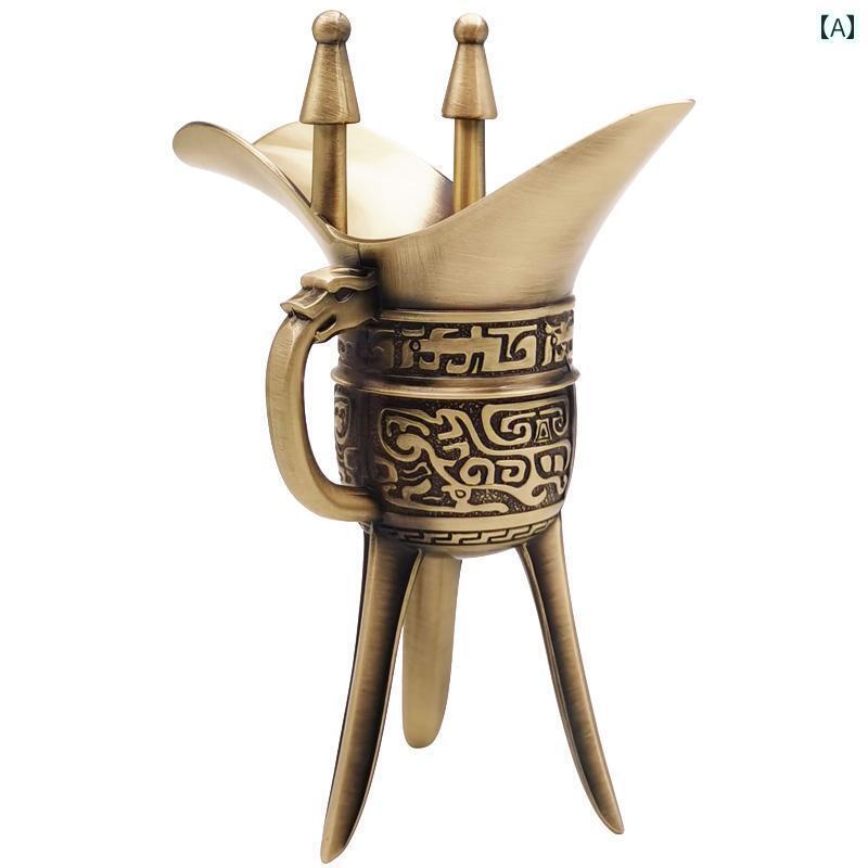 カップ 金属 銅 レトロ 斬新 宮殿風 おしゃれ キッチン品 カトラリー 家庭 ギフト ワイン 青銅 装飾品 三脚 ディスプレイ インテリア