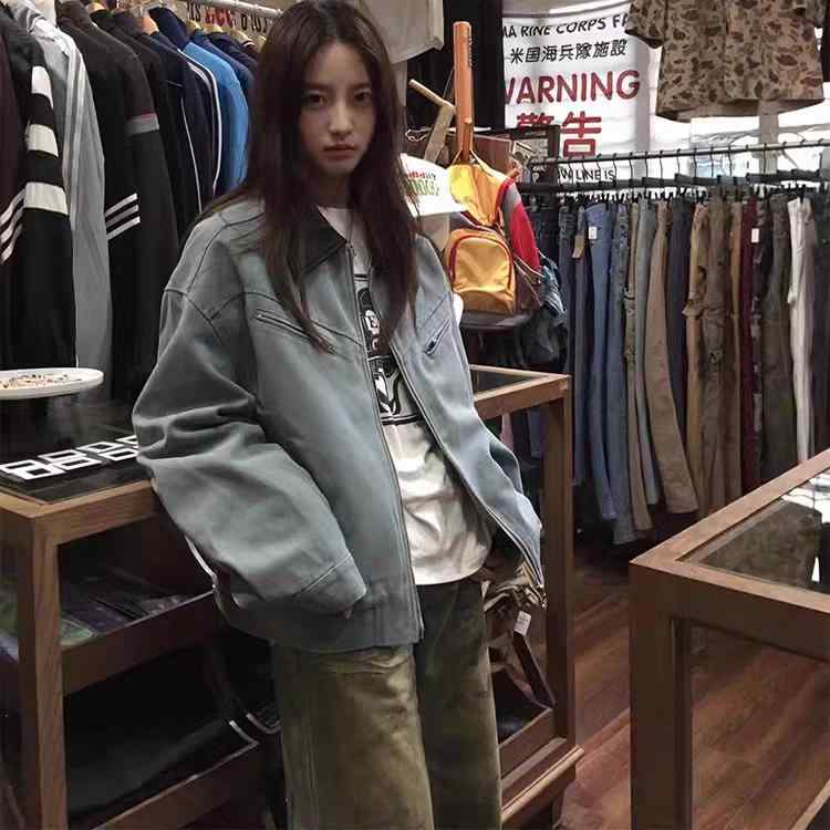 ・スタイル: ルーズフィット・テイスト: 若者向けカジュアル、トレンド・袖タイプ: レギュラー・シーン: カジュアル・厚さ: レギュラー・袖丈: 長袖・ネックライン: 襟付き・着丈: レギュラー・フロント: ファスナー・柄: 無地・サイズ展開: M、L、XL、2XL、3XL・カラー展開: ブルー、ブラウン