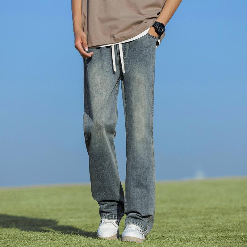 メンズ 春夏 薄手 軽量 裾がわずかに広がった 細身 薄い青 股上やや深め 普段使いのカジュアル 綿混 伸縮性あり デニム地の長ズボン