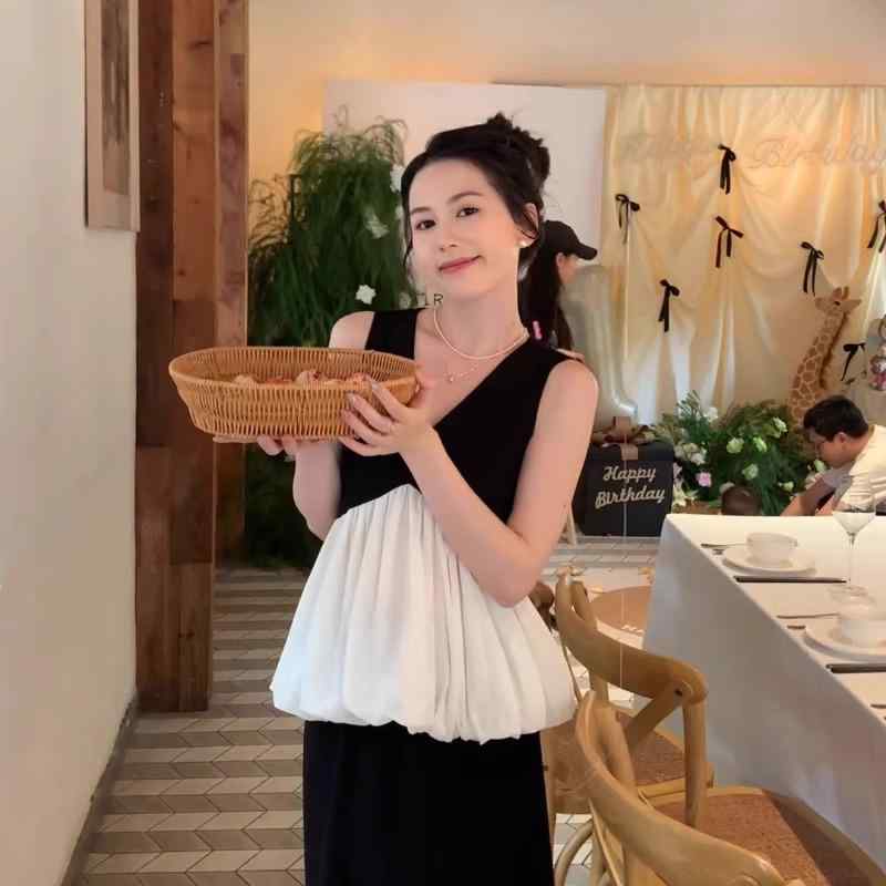 タンクトップ レディース Vネック ノースリーブ 配色切り替え フレンチテイスト ペプラム フリル デザ..