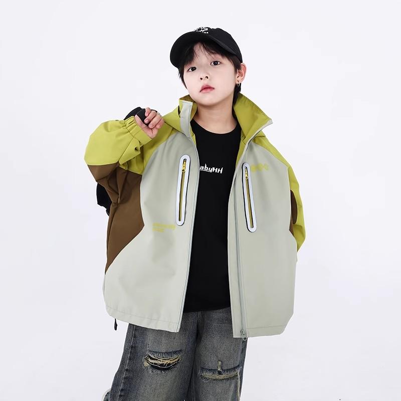 ジャケット キッズ 男の子 春秋 アウトドア スポーツ 防風 ウィンドブレーカー フード付き 長袖 ロゴプリント イエロー オレンジ カジュアル 普段使い アウター かっこいい