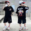上下セット 男の子 男児 子供 少年 半袖 Tシャツ 半ズボン 登場人物の絵柄 涼しげな かっこいい おしゃれ 運動 普段着 部屋着 気軽な 綿 薄手 通気性 夏 黒 被りタイプ