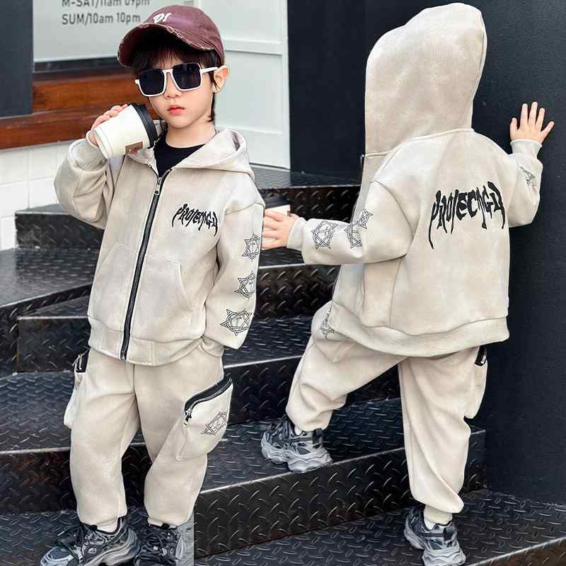 子供服 男の子 上下セット 春夏 運動着 普段着 流行りのおしゃれ 綿混 ポリエステル混