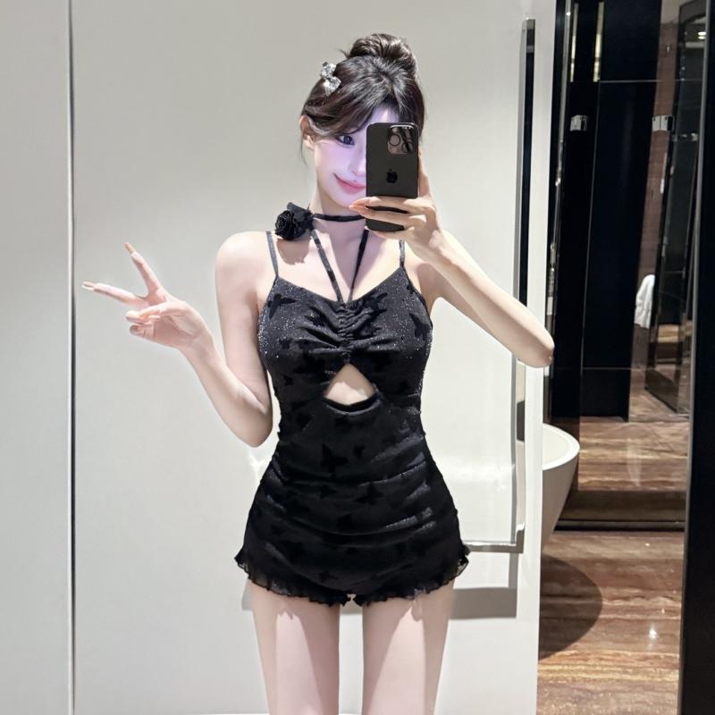 水着 レディース 大人セクシー ワンピース キャミソール 長袖 カバーアップ 体型カバー 細見え 高級感 パッド入り ノンワイヤー 無地 レース 黒 温泉 ビーチ リゾート