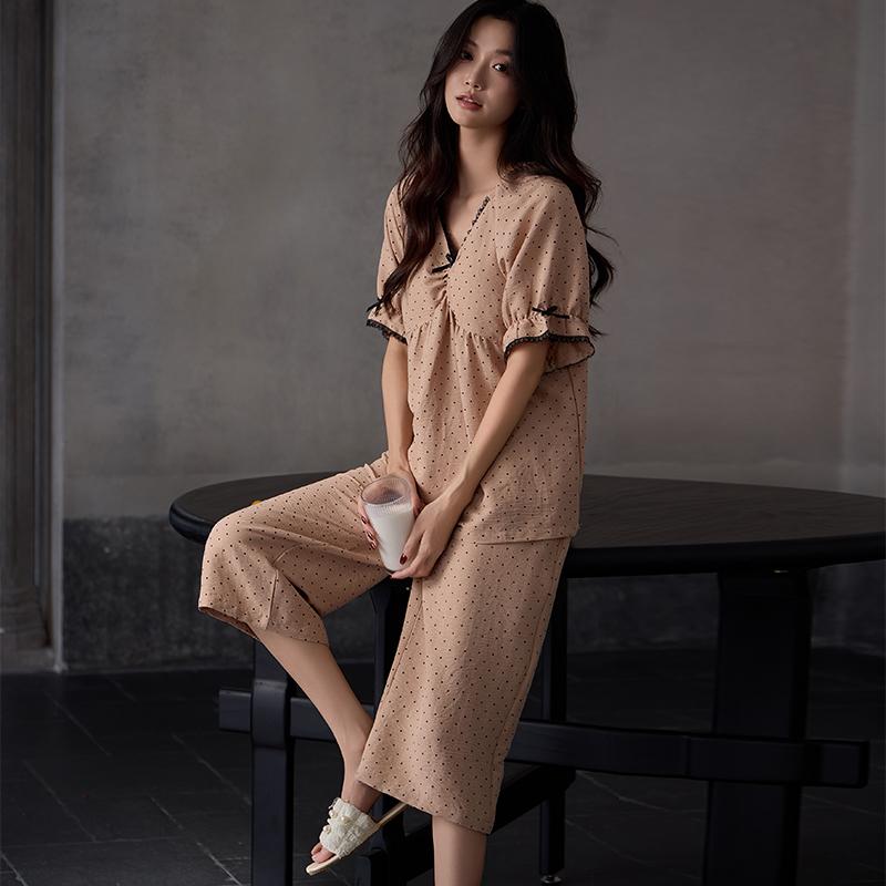 パジャマ レディース かわいい 半袖 七分丈パンツ カップ付き 薄手 ドット柄 ポリエステル素材 ふわふわ肌触り ルームウェア 部屋着 春夏 2点セット