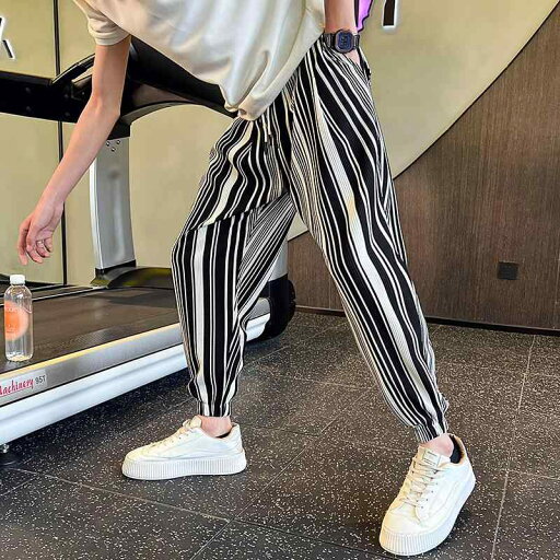 縦縞 ひんやり 涼しい 快適 パンツ トレンディ レギンス パンツ 夏 薄手 涼しい ドレープ 九分丈 パンツ 縦縞 ひんやり 涼しい 快適 パンツ トレンディ レギンス パンツ 夏 薄手 涼しい ドレープ 九分丈 パンツ