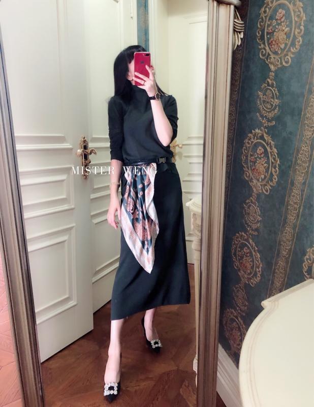 秋冬 インナー ダーク グリーン ウール タートルネック ミモレ丈 スカート サテン スカーフ ベルト 素敵