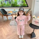 春の ピンクの ショート ラウンドネック 長袖 トレーナー オーバー オール パンツの セットアップ スーツ セット ( 少女 3歳の 子供 )
