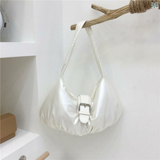レディース バッグ 普段使い 通勤 韓国 個性 明るい シルバーバックル 脇下 プリーツ スペース コットン ソフト ショルダー レディース バッグ 普段使い 通勤 韓国 個性 明るい シルバーバックル 脇下 プリーツ スペース コットン ソフト ショルダー