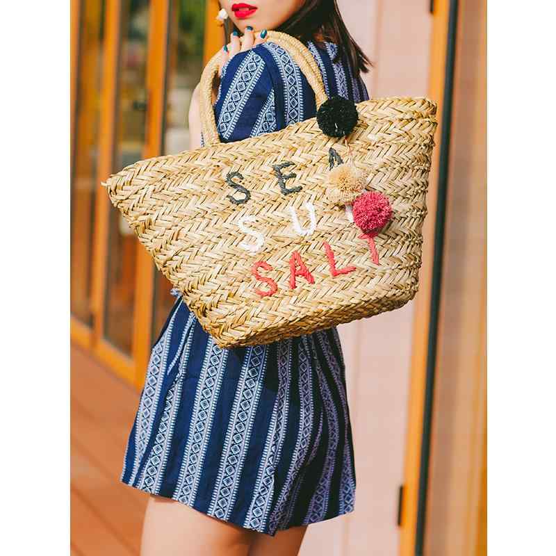 レディース バック おしゃれ 普段使い フランス 語 文字が 刺繍 麦わら かバック 大容量 ショルダー 麦わら かバック 織 海辺 休暇 ビーチ