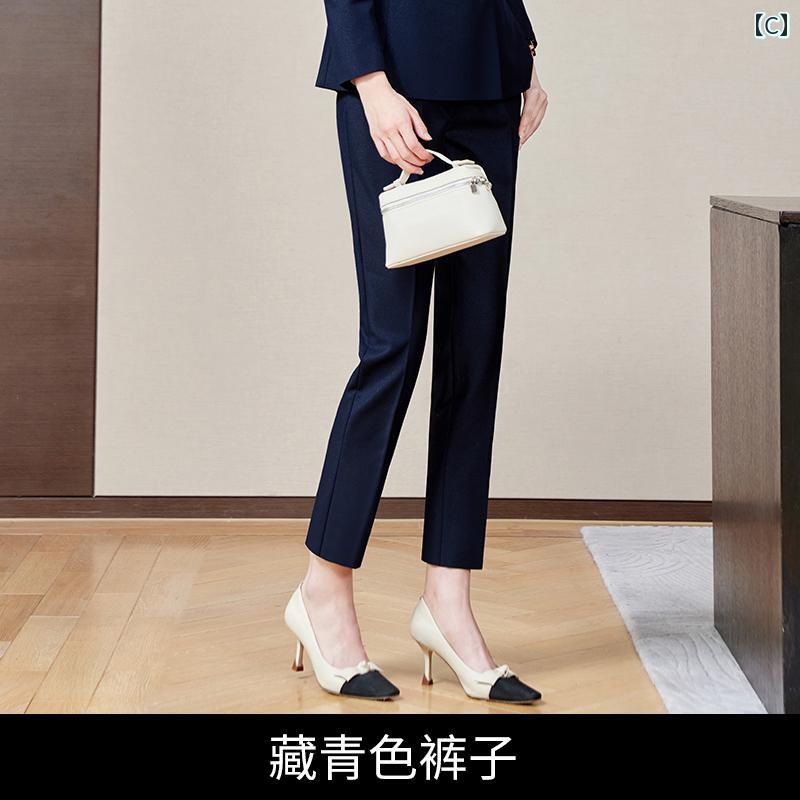 スーツ レディース ビジネス おしゃれ 通勤 オフィス フォーマル 入学式 卒業式 上品 エレガント 春 ファッション ホワイト カラー 服 ホテル フロント