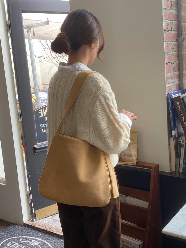 レディース バッグ 普段使い 通勤 シンプル 秋冬 韓国 シンプル スエード バケット トート レトロ大容量 シングル ショルダー クロス ボディ