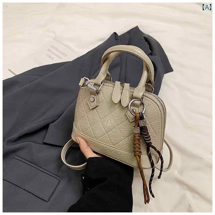 レディース バッグ 普段使い 小さめ 秋冬 レトロ クロス ボディバッグ ポータブル 菱形 仕事 小さめ