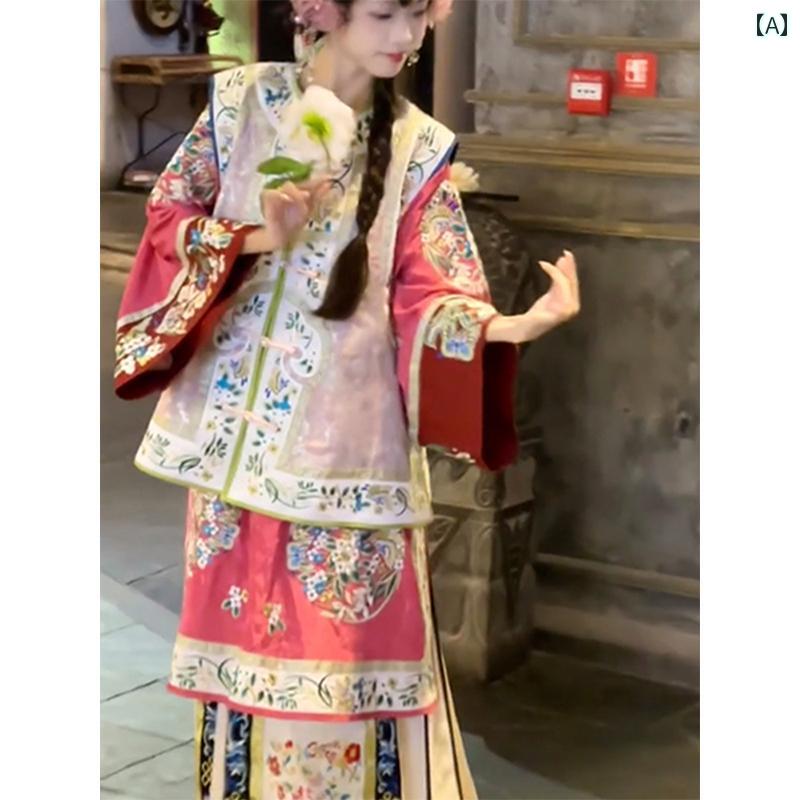 漢服 コスチューム レディース ファッション おしゃれ ステージ 撮影 舞台衣装 コスプレ 新年 戦闘 服 蛇 年 清 漢 ダブルブレスト ラウンドネック ジャカード ベスト 斜め ブレスト プリント マント 新年 挨拶 セット