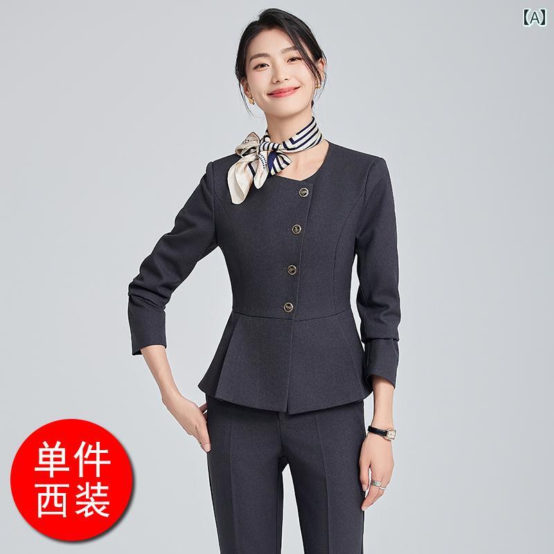 レディース ファッション おしゃれ 通勤 オフィス フォーマル 上品 秋冬 ホテル フロント デスク ゴールド