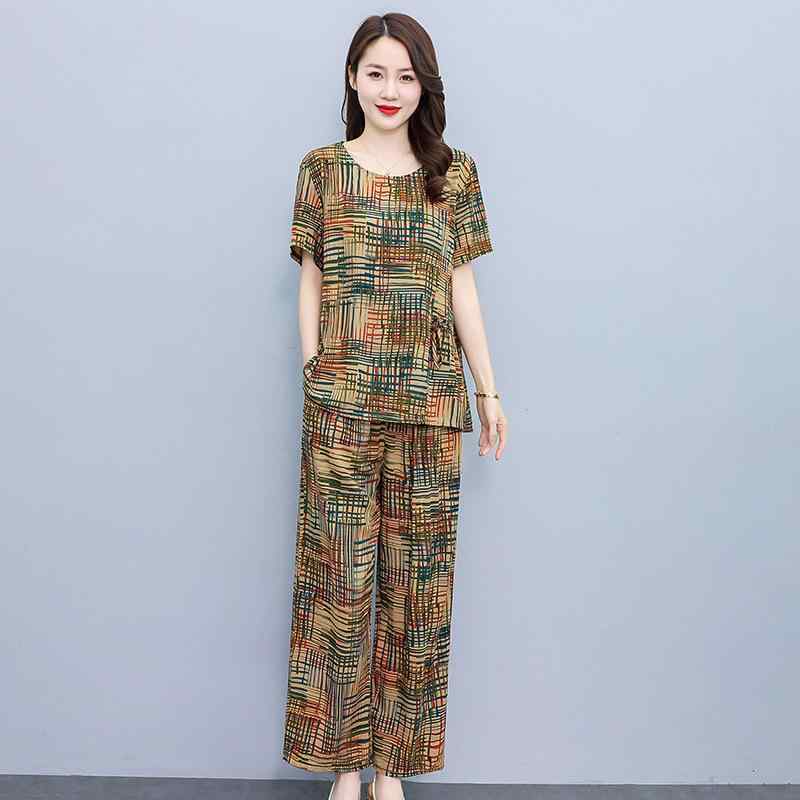 レディース セットアップ ママ向け ミセス 春夏 薄手 ポリエステル素材 プリント 半袖 トップス 九分丈パンツ ストライプ柄 カジュアル リラックス お出かけ 普段着