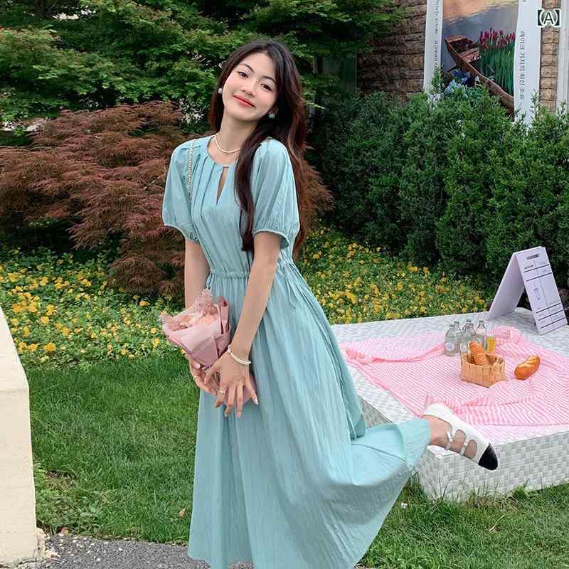 ワンピース Vネック 半袖 ロング丈 Aライン リゾート 大人カジュアル きれいめ 上品 通勤 透かしデザイン ウエストマーク ポリエステル 無地 ライトブルー サマー