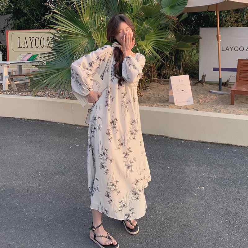 ワンピース レディース フレンチ レトロ エレガント プリント柄 ラウンドネック 長袖 ゆったり ミディ丈 春夏 ポリエステル 体型カバー お出かけ きれいめ 白 黒 バイカラー