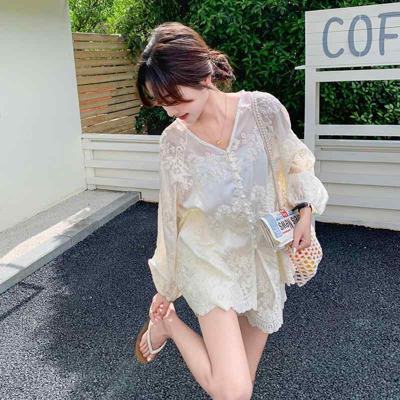 セットアップ レディース 女性用 新チャイナ風 中華風 民族風 高級感 凝った刺繍 トップス ハイウエスト ショートパンツ 短パン 2点セット 春夏 ポリエステル オフホワイト アイボリー カジュアル 日韓カジュアル 普段使い