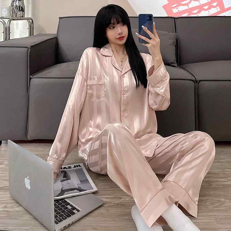 ルームウェア レディース パジャマ セットアップ 接触冷感 フェイクシルク ストライプ ジャガード 薄手 長袖 長ズボン 襟付き ゆったりサイズ 韓国 高級感 春夏秋 ピンク グリーン ブラック