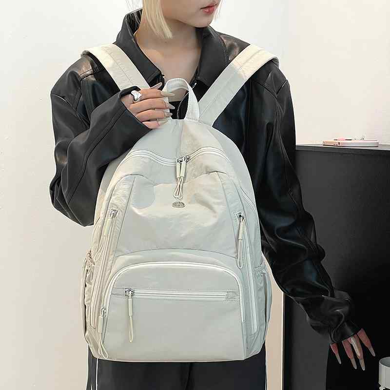 リュック レディース 大容量 韓国 おしゃれ シンプル 通勤 通学 普段使い デイリーユース ナイロン 撥..
