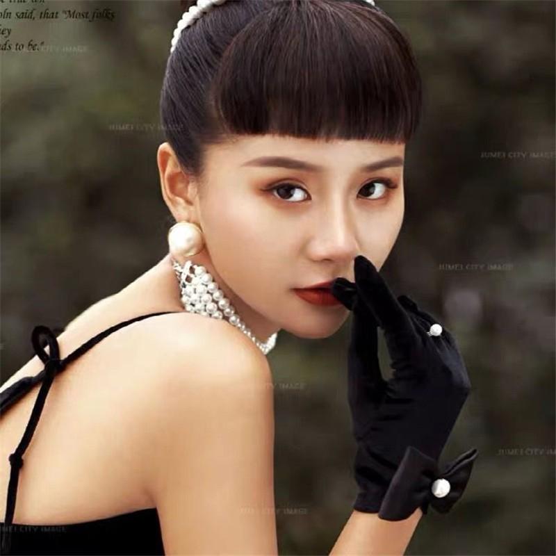 手袋 グローブ レディース ブラック レトロ ショート丈 パール飾り ベロア エレガント 万能 パーティー フォーマル