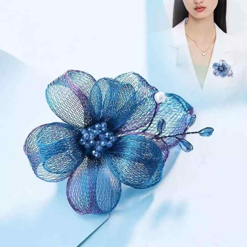 ブローチ レディース ハンドメイド 銅線編み込み 花モチーフ 高級感 レトロアンティーク調 精巧 繊細 上品 おしゃれ トレンド 藍紫 シャンパンパープル ピン...