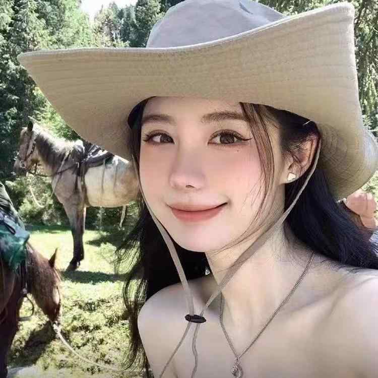 ハット 男女兼用 サファリハット つば広 ドローコード あご紐付き 春夏 UVカット 日よけ 紫外線対策 アウトドア 登山 釣り ハイキング レジャー 通気性